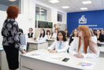Лучшим классным руководителем Хабаровского края признана учитель школы № 36 Комсомольска-на-Амуре Ирина Воронина